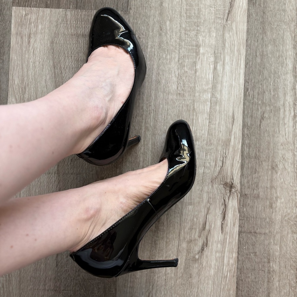 Corso Como Patent Round Toe Pumps